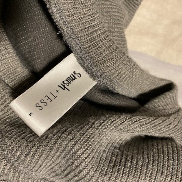 Smash and Tess sweater dress size small - Picture 2 of 3